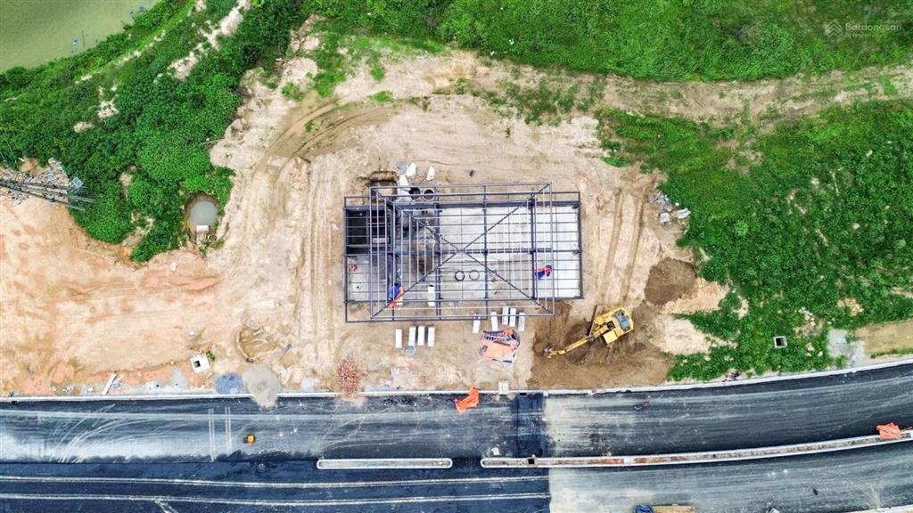 Chỉ 14 tỷ sở hữu ngay nhà mặt sông diện tích 120m2 xây dựng 4,5 tầng tại tiền phong, mê linh. sdcc