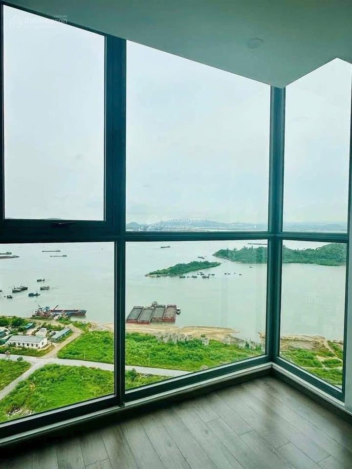 Chính chủ cần tiền bán gấp căn hộ 75m2 2n + 1 chung cư the ruby hạ long view biển  sdcc