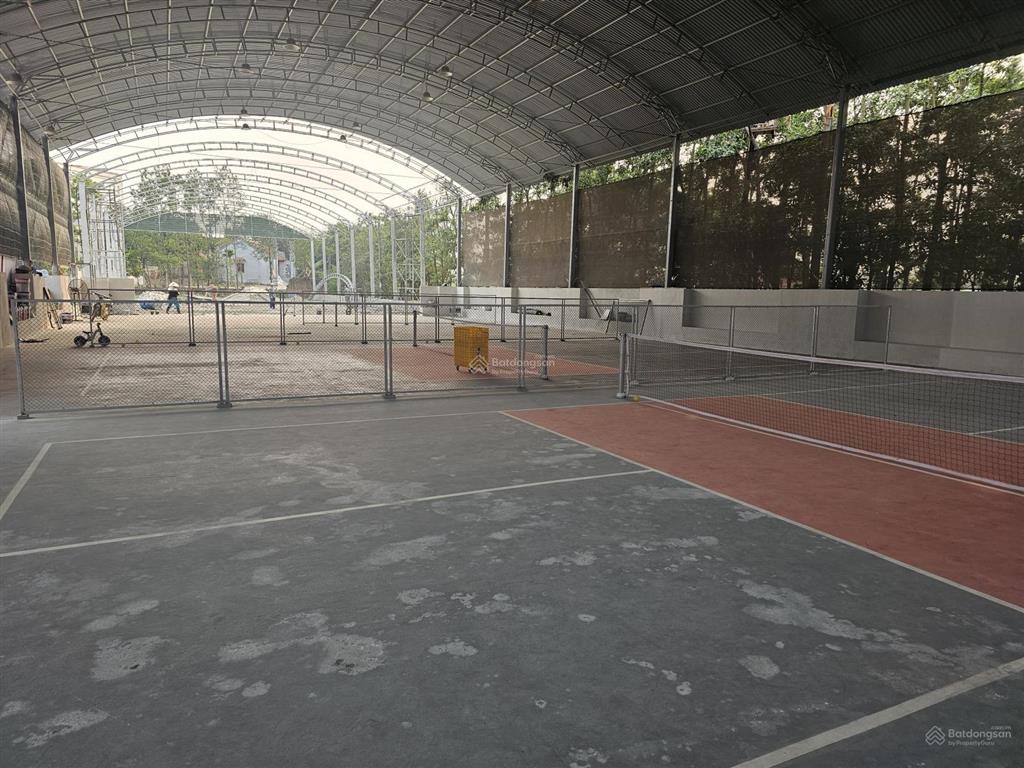 Cho thuê 1200m2 làm kho xưởng đồng thời là sân thể thao ở chương mỹ