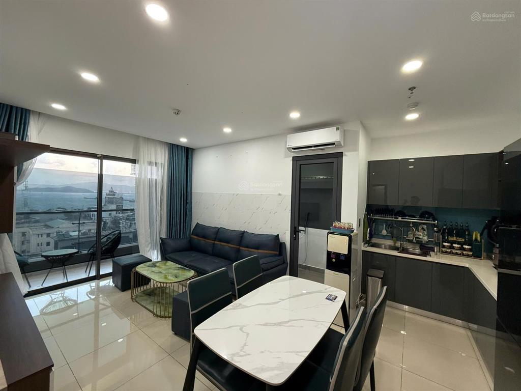 Bán căn hộ 2pn view biển phú tài residences  65m2 2pn 2.35 tỷ  full nội thất