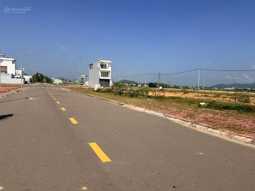 Ngộp bank bán lô đất chợ dinh (ecohome nhơn bình)  giá lỗ