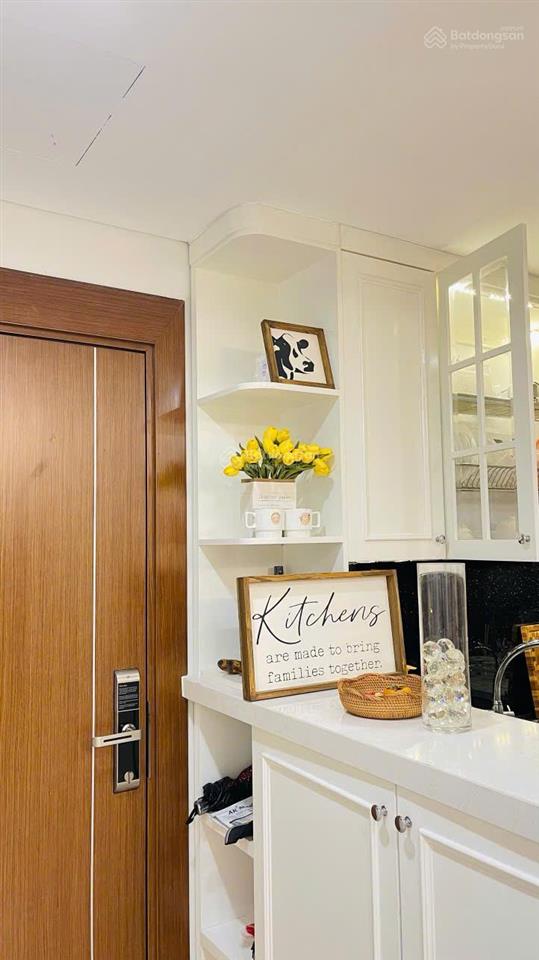 Gấp bán căn hộ 2 ngủ 72m2 tầng 18 chung cư five star kim giang  sổ đỏ không vay bank, nhà đẹp mát