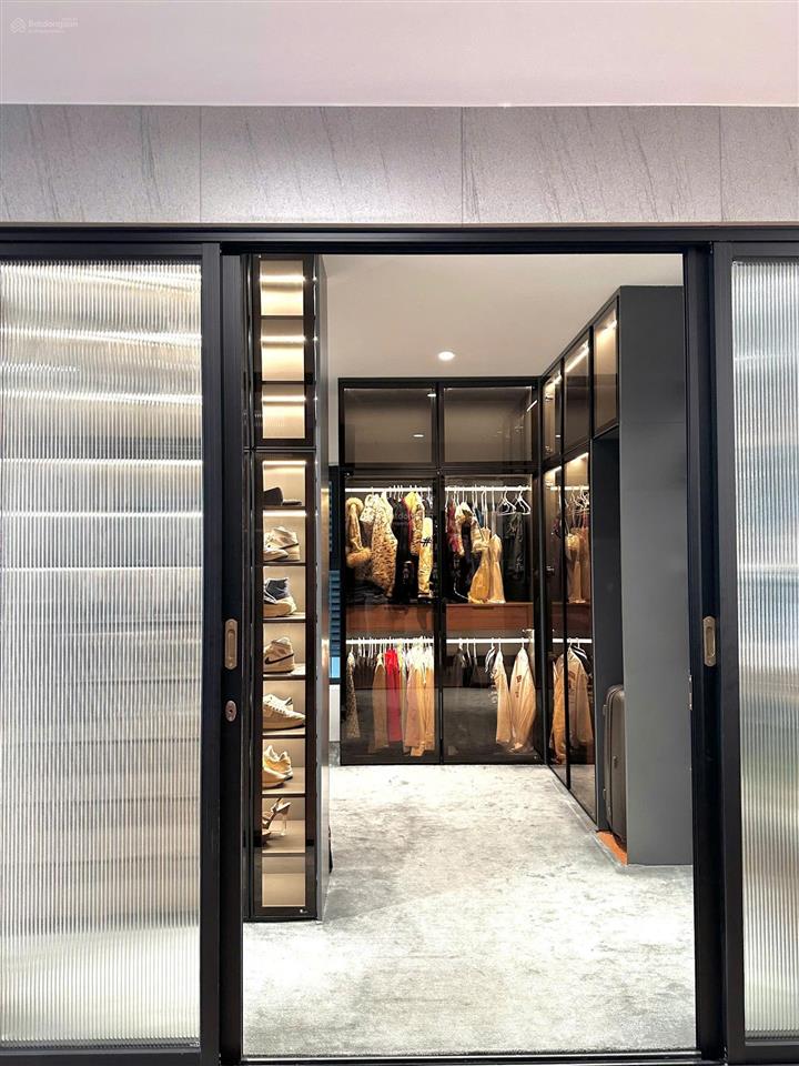 Chủ nhà gấp lắm rồi. bán căn hộ đẹp xuất sắc tại thanh xuân complex, giá chỉ 8,6 tỷ, 90m2, full nt