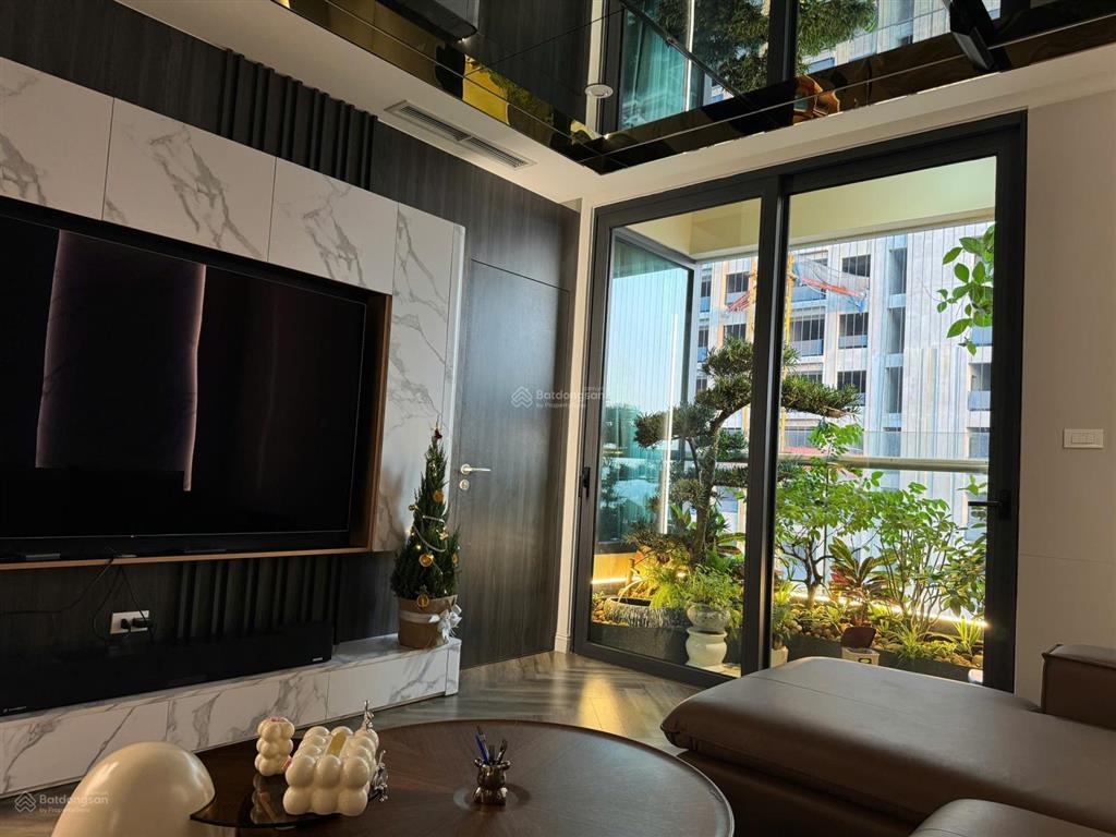 Bán gấp! bán gấp! căn 2 ngủ, 75m2, tầng 16, chung cư 90 nguyễn tuân, nt đẹp, có slot ô tô, sẵn sổ