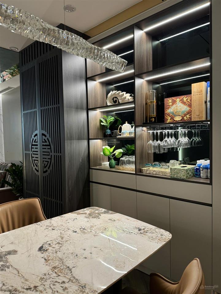 Bán gấp! bán gấp! căn 2 ngủ, 75m2, tầng 16, chung cư 90 nguyễn tuân, nt đẹp, có slot ô tô, sẵn sổ