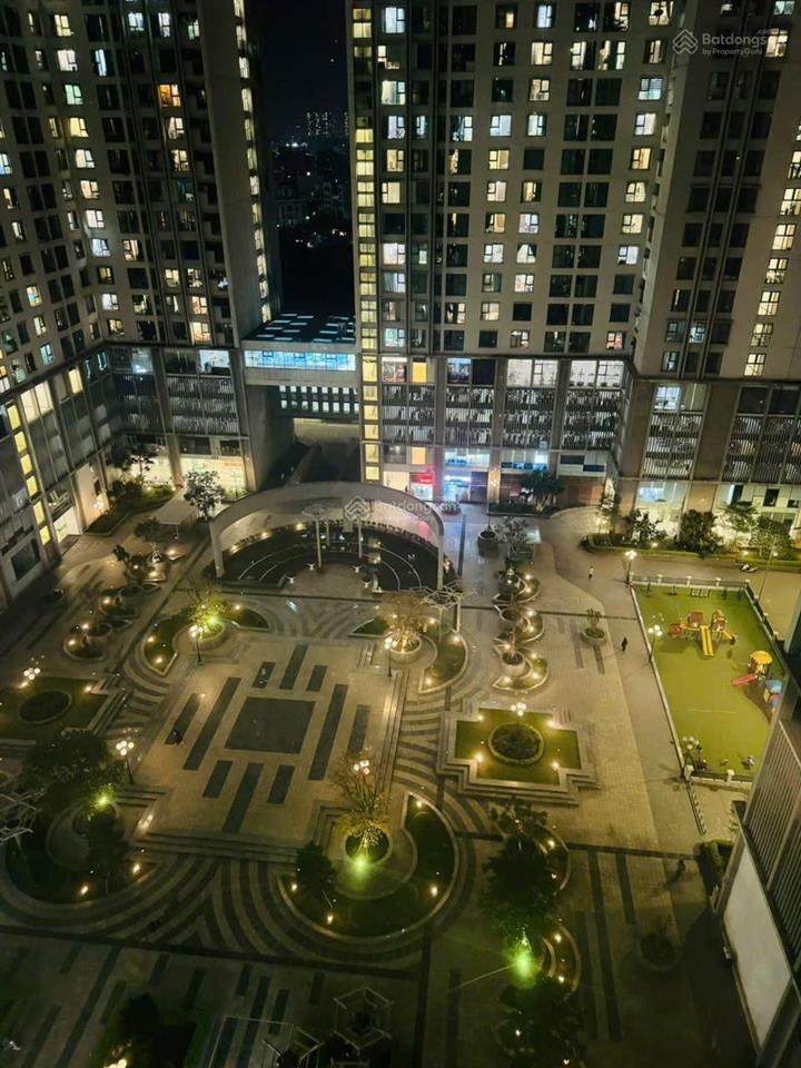 Rất hiếm. căn hộ 55m², 2 ngủ, có ban công, chung cư eco green giá chỉ 4 tỷ đầy đủ nội thất, sổ đỏ