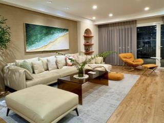 Chính chủ bán căn 2 ngủ, tầng 15 tại chung cư 90 nguyễn tuân full nt đẹp, giá siêu rẻ 6tỷ sẵn sổ đỏ