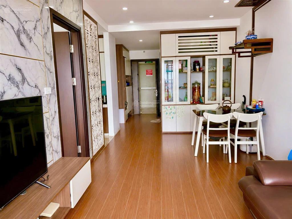 Cho thuê căn hộ 2pn, 2wc tại chung cư 90 nguyễn tuân, tầng 18, giá 14 triệu/tháng, full nội thất