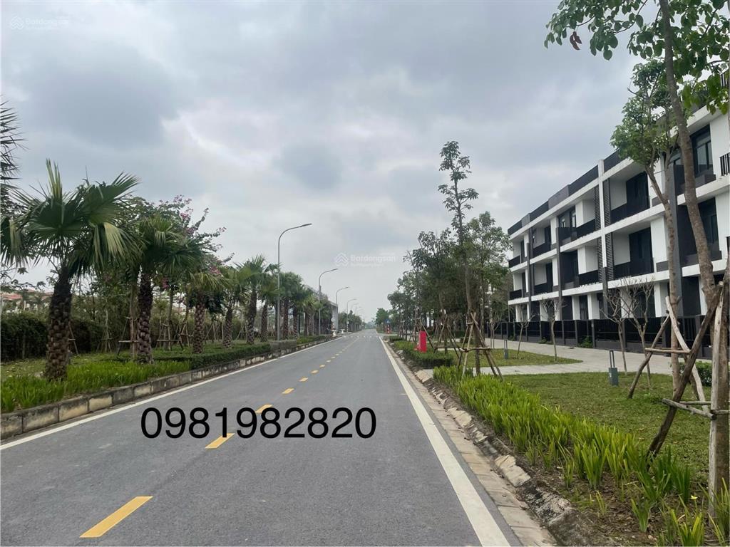 Bán shophouse hà đô charm villas, 200m2 mặt tiền 8m, nhà 2 mặt đường kinh doanh tốt, giá siêu hời