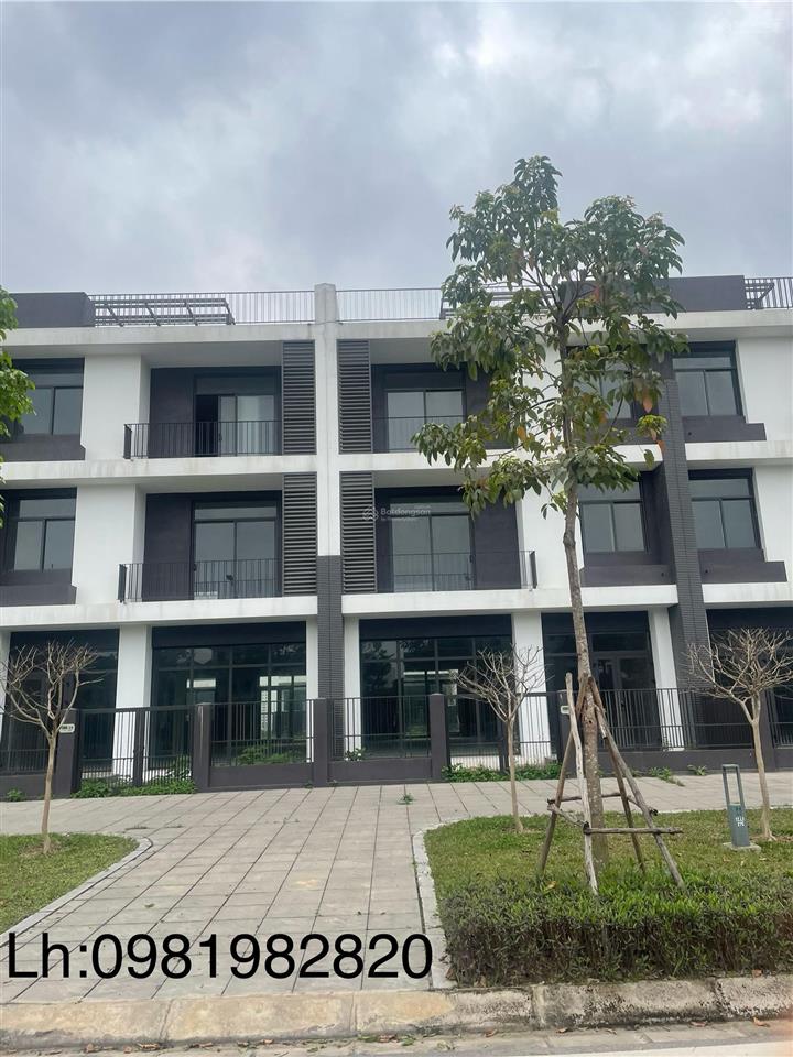 Bán shophouse hà đô charm villas, 200m2 mặt tiền 8m, nhà 2 mặt đường kinh doanh tốt, giá siêu hời