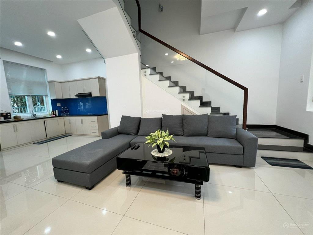 Chính chủ cho thuê biệt thự park riverside 3pn, giá 13 triệu/th, call 0909 550 *** hạnh