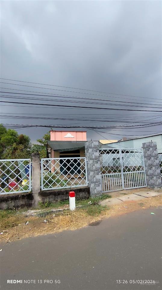 Bán đất mặt tiền tặng kèm nhà diện tích 350m2 tại kdc suối nghệ, châu đức chỉ 3,2 tỷ