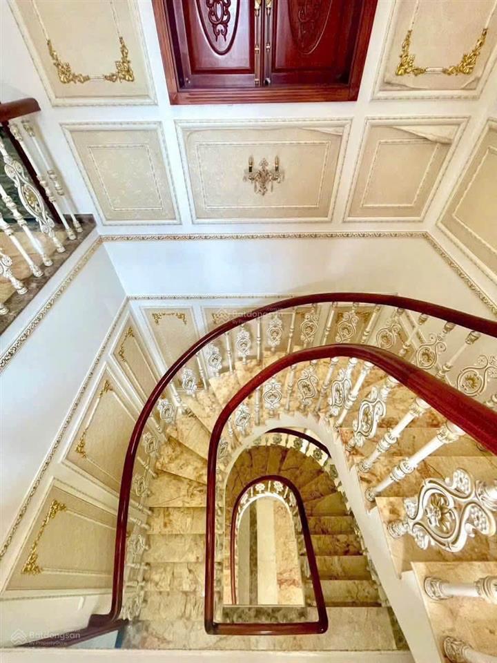 Chính chủ bán biệt thự sân vườn 732m2 đường hà huy giáp, phường an phú đông, quận 12, tp.hcm