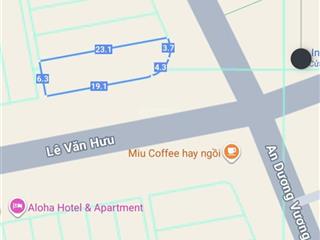 Bán lô góc ngã 4 lê văn hưu. ngang 23m. 140m2