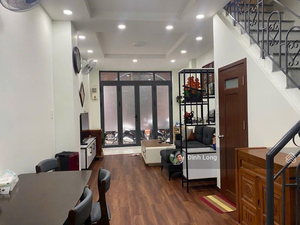 Nhà đẹp quận 10, cách 2 căn ra mt ngô quyền, giá 6 tỷ 5