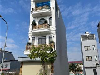 Chính chủ dãy l021 bán lô đất nền cạnh sun bắc ninh và vin thư lâm , giá đầu tư . 0969 310 ***