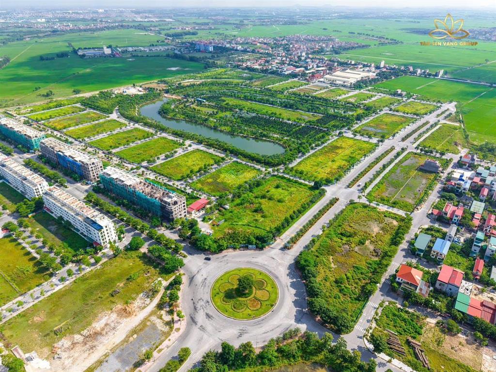 Cc cần tiền bán rẻ lô đất thuộc làn 2 tl277 khu đô thị vườn sen, 121,5m2 mặt tiền 6m.  0969 310 ***