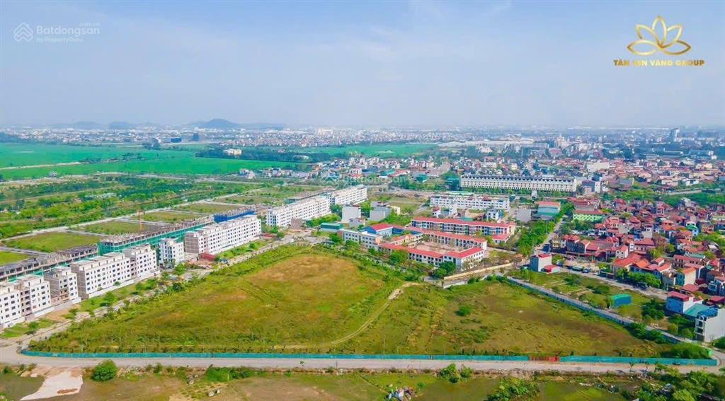 Chính chủ cần tiền bán nhanh lo30 100m vị trí đẹp gần chợ, giá mềm.  0969 310 ***