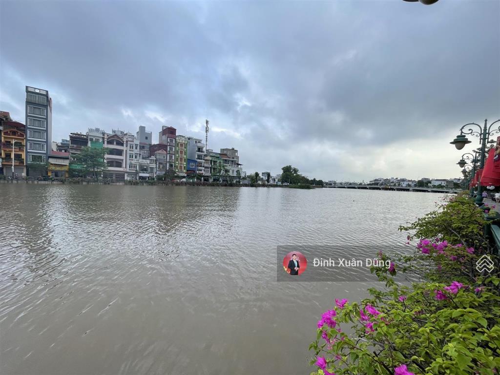Mặt đường lán bè mặt tiền 8,2m view sông đẹp thích hợp đầu tư xây dựng biệt thự, tòa nhà.
