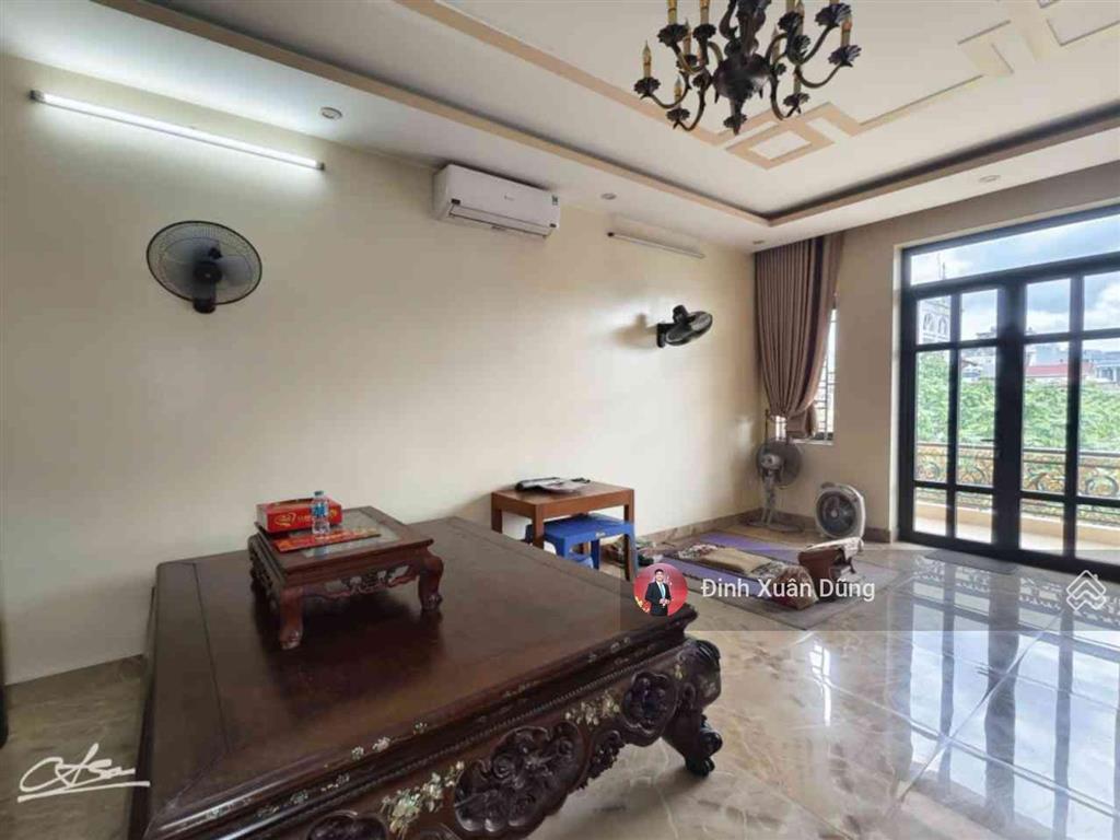 Mặt phố ngay trung tâm 108m2 mặt tiền 5m giá đầu tư chỉ hơn 10 tỷ