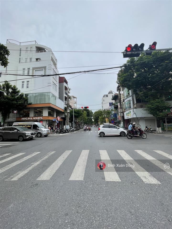 Mặt đường trung tâm gần hồ tam bạc 100m2 mặt tiền 5,2m giá cực mềm