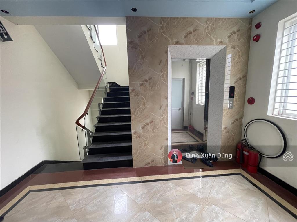 Bán gấp mặt đường lạch tray giảm chào 1 tỷ 94m xây cao tầng thang máy hiện đại giá tốt
