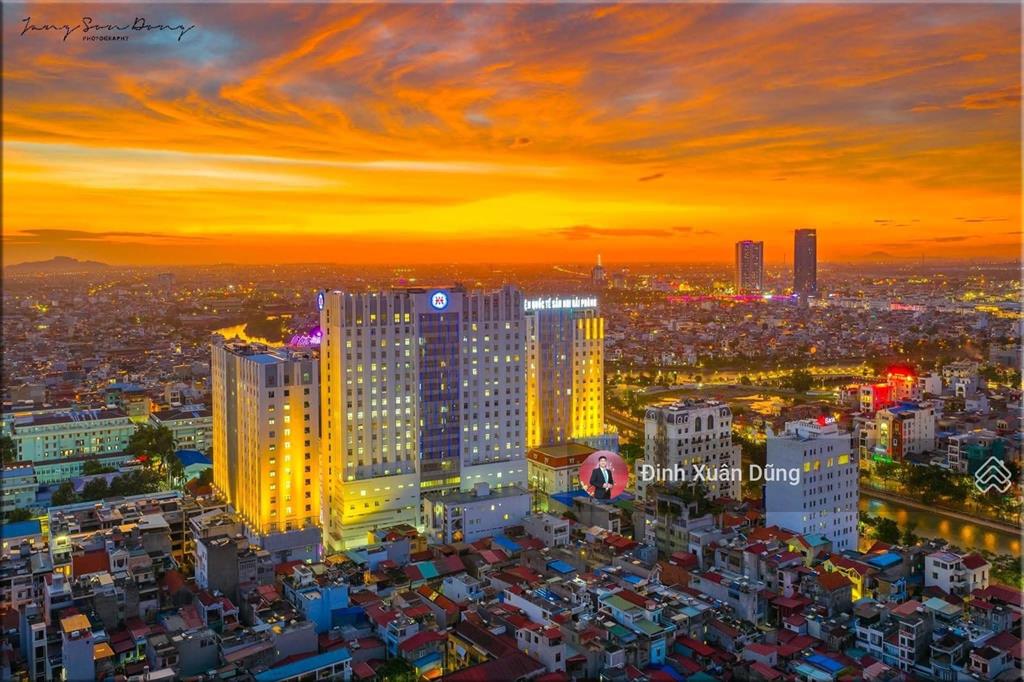 Mặt phố trung tâm 750m² mặt tiền 24m xây tòa nhà văn phòng tuyệt đẹp.