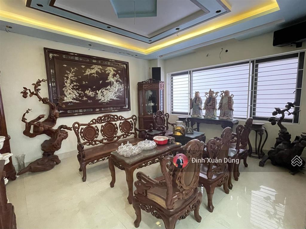 Mặt phố lạch tray xây cao tầng chỉ việc kinh doanh ngay, điểm đẹp giá tốt