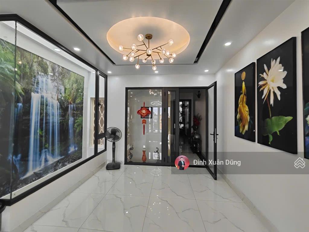 Mặt phố thế lữ 65m2 xây mới 5 tầng thang máy hiện đại, full nội thất chỉ 15,x tỷ