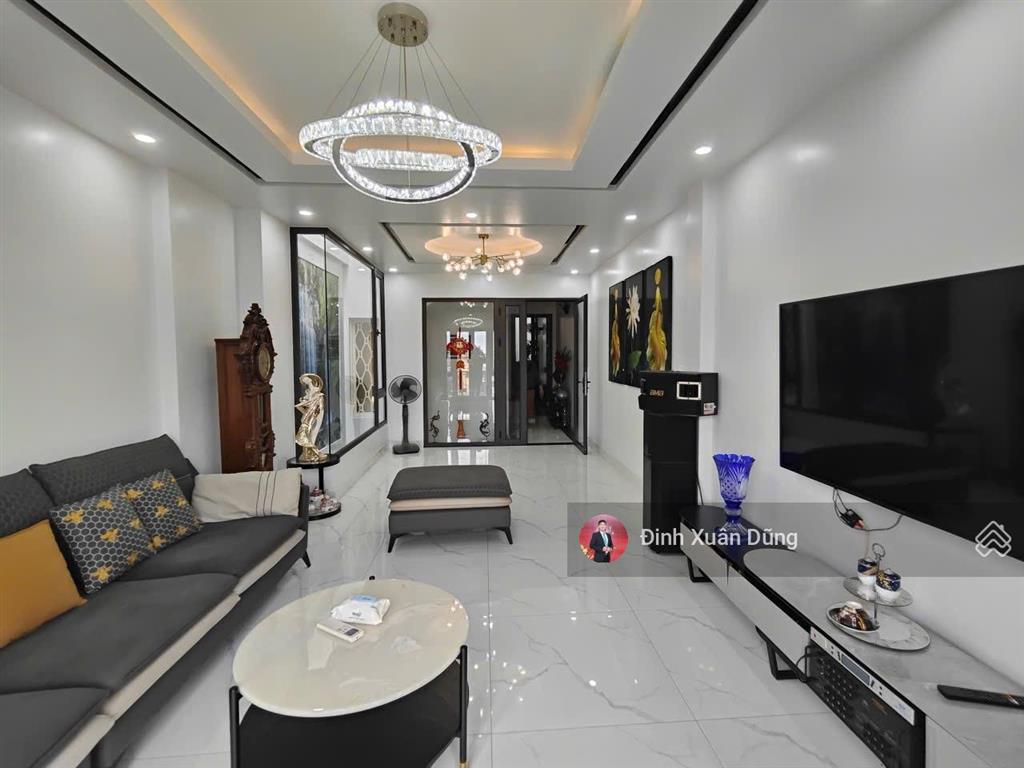 Mặt phố thế lữ 65m2 xây mới 5 tầng thang máy hiện đại, full nội thất chỉ 15,x tỷ
