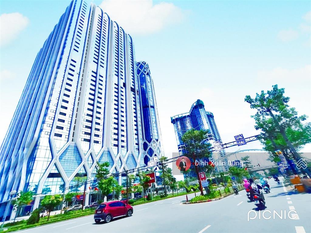 Bán tòa nhà 7 tầng hoàng thế thiện 100m2, có dòng tiền đều 70 triệu/tháng, chỉ quanh 20 tỷ