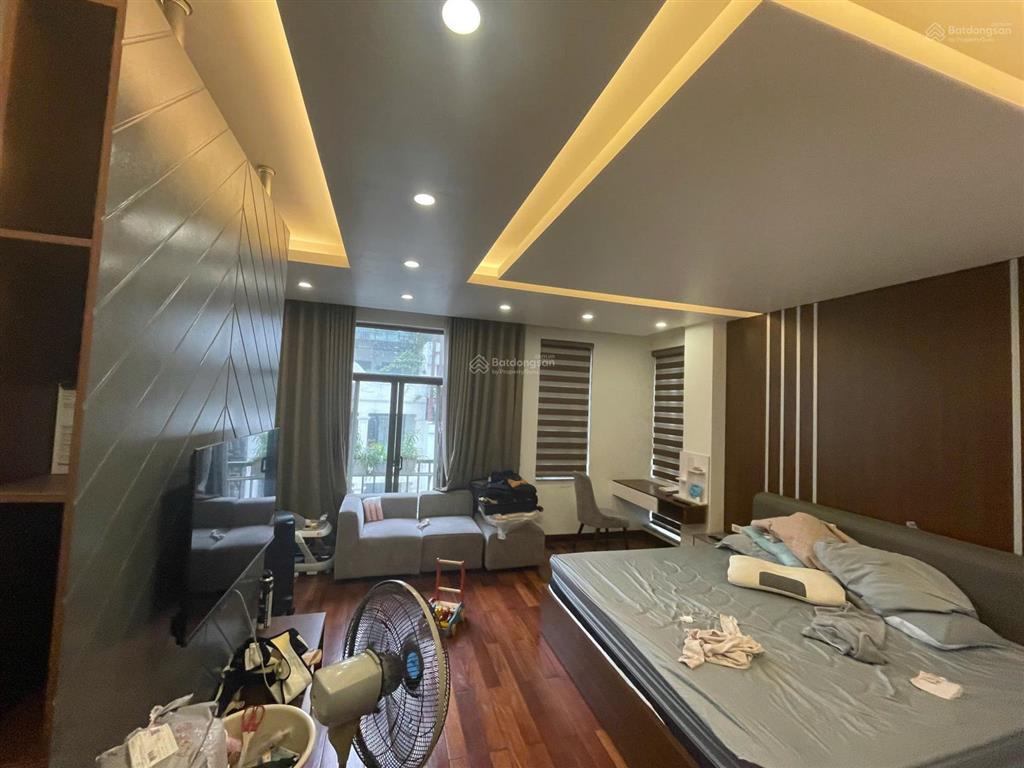 Nhà mặt phố võng thị, tây hồ, dt 151 m2, mt  7m, xây 9 tầng thang máy, viu hồ tây
