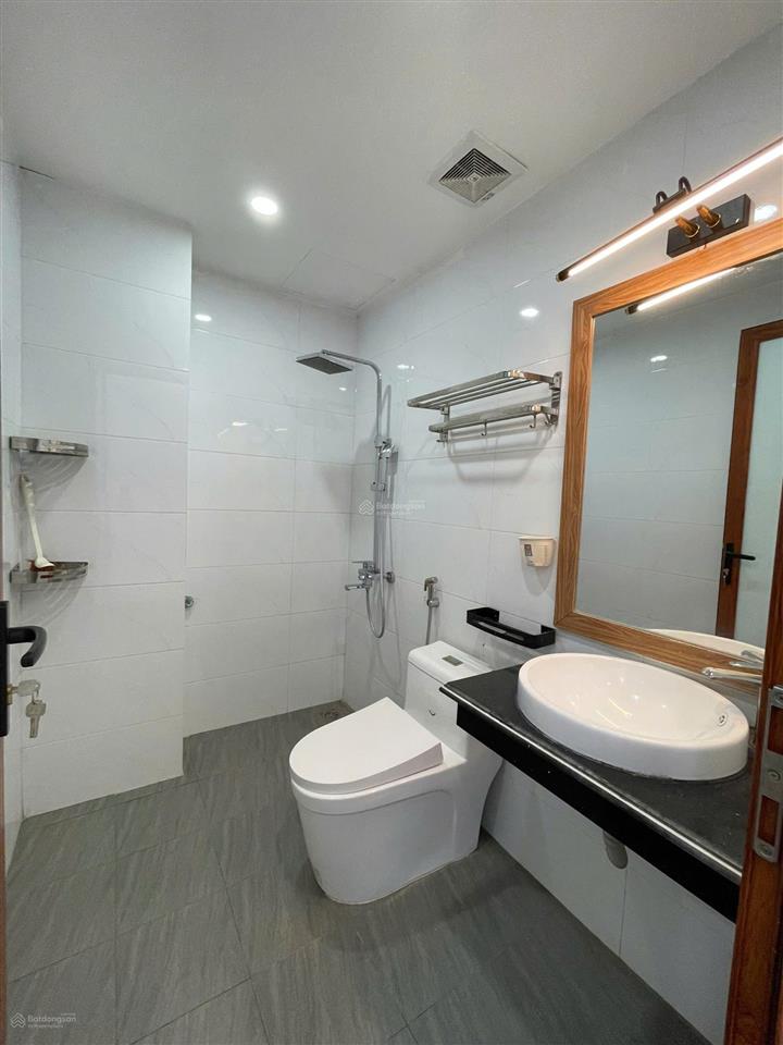 Bán nhà 4 tầng sát mặt phố vọng, dt 43m2, mt 4m, hai mặt thoáng, đẹp xuất sắc