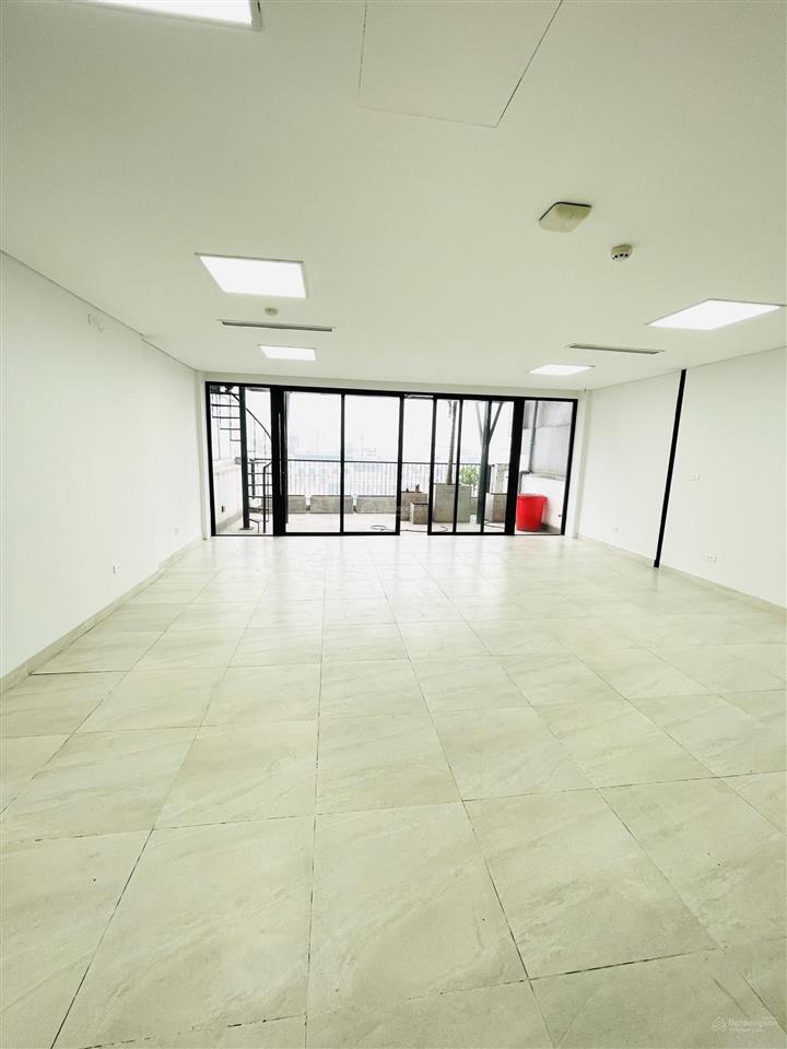 Cho thuê văn phòng phố hoàng đạo thúy kéo dài giao với đường nhân hòa  60m² giá 12,5tr