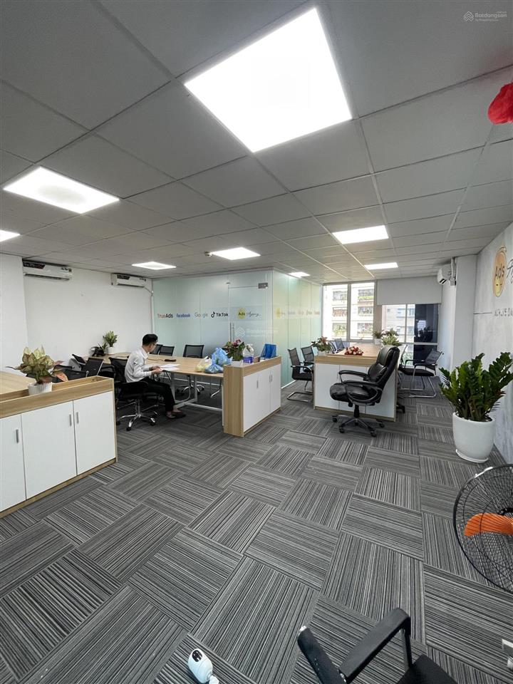 Cho thuê văn phòng mặt phố lê đức thọ  80m²  14 triệu/tháng