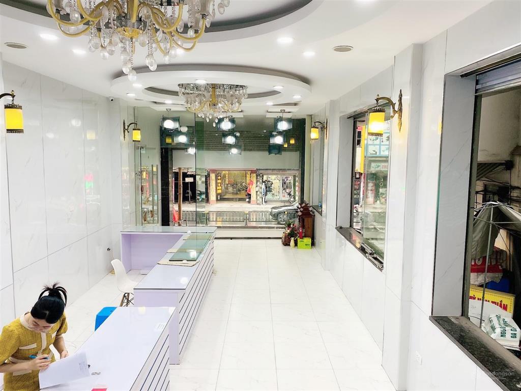Chính chủ cho thuê mặt bằng kinh doanh mặt phố tây sơn  thái hà 75m2 24tr
