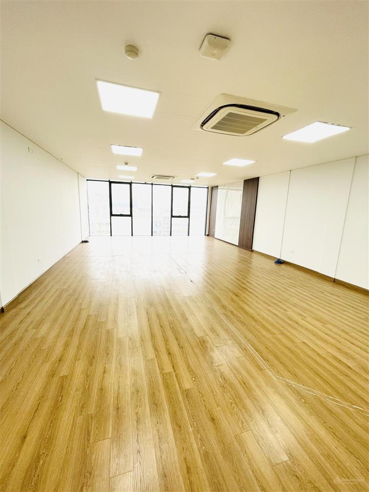 Văn phòng mặt phố thuỵ khuê dt 100m²  chỉ 13,5tr/tháng