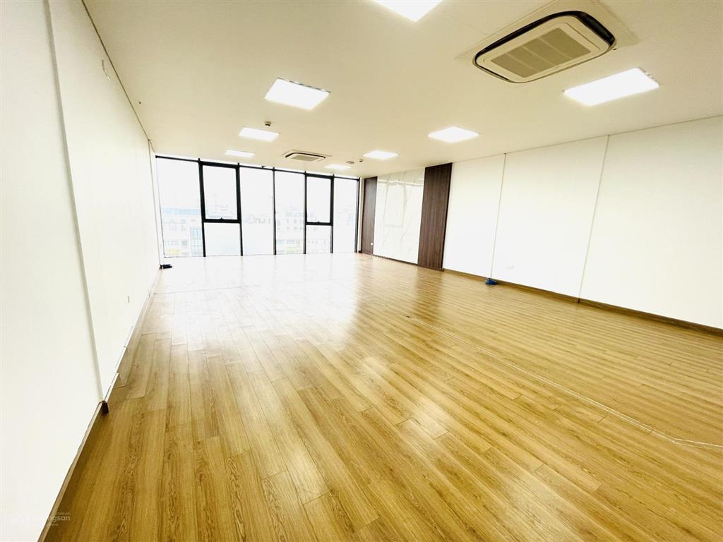 Văn phòng mặt phố thuỵ khuê dt 100m²  chỉ 13,5tr/tháng