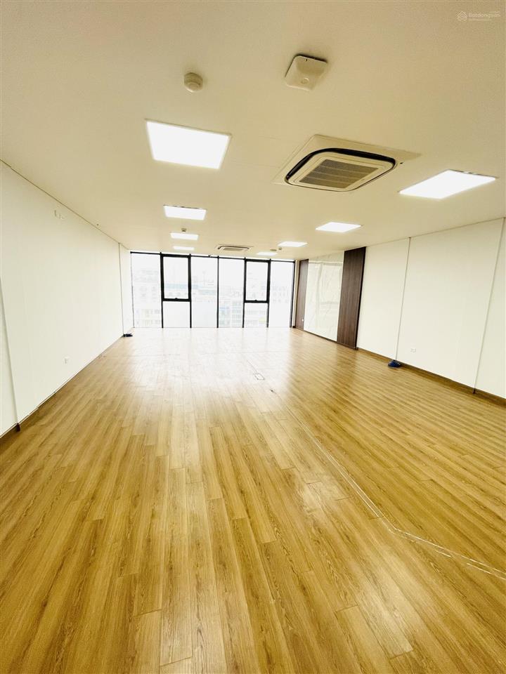Văn phòng mặt phố thuỵ khuê dt 100m²  chỉ 13,5tr/tháng