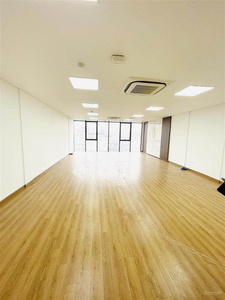 Văn phòng mặt phố thuỵ khuê dt 100m²  chỉ 13,5tr/tháng