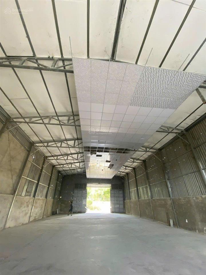 Cho thuê kho 410m2 (ngang 12m) gần ngã 4 ql27c  hương lộ 39, xã diên hoà. container vào tận nơi