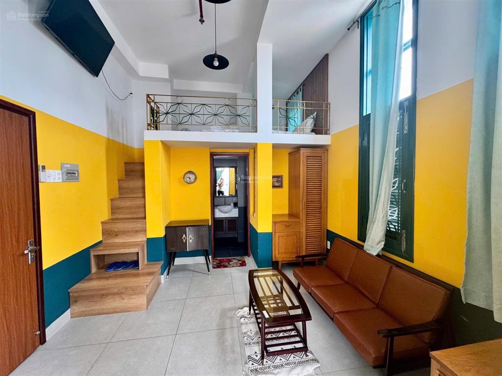 Cho thuê tòa khách sạn 18 phòng đầy đủ giấy tờ, gần biển, đi bộ chỉ vài phút  giá 80tr/tháng