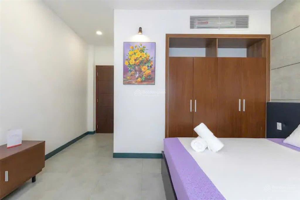 Cho thuê nhà nguyên căn 3 tầng mặt tiền trần nguyên hãn ngay chợ xóm mới, nha trang. đủ nội thất