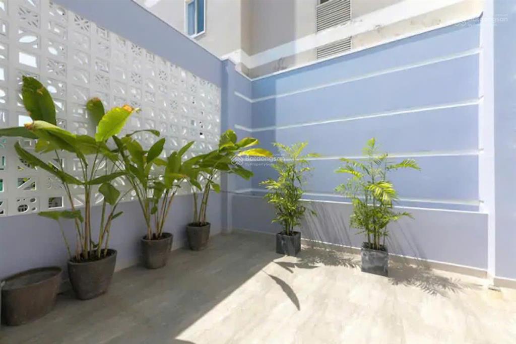 Cho thuê nhà nguyên căn 3 tầng mặt tiền trần nguyên hãn ngay chợ xóm mới, nha trang. đủ nội thất