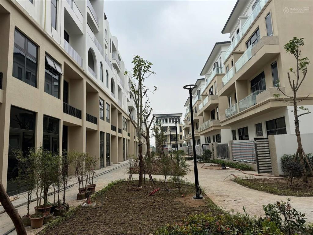 (chính chủ) bán siêu phẩm biệt thự dt 160m2 xây 4 tầng, giá tốt 20.5tỷ tại dự án vaquarius ở ngay