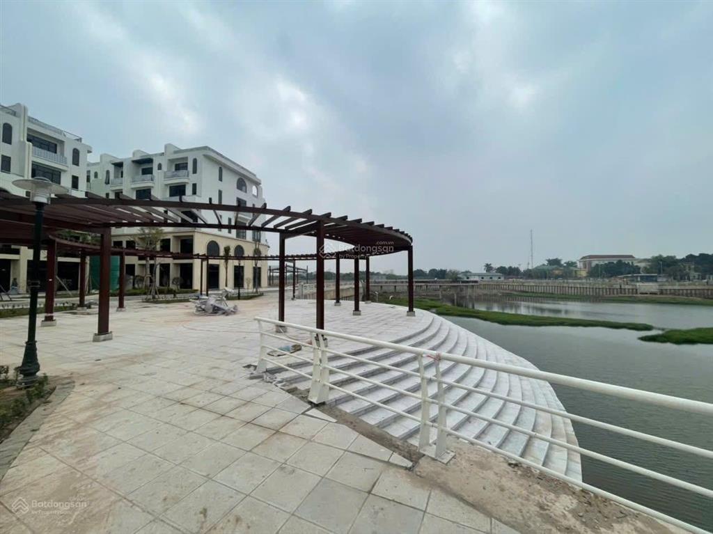 (chính chủ) bán siêu phẩm biệt thự dt 160m2 xây 4 tầng, giá tốt 20.5tỷ tại dự án vaquarius ở ngay