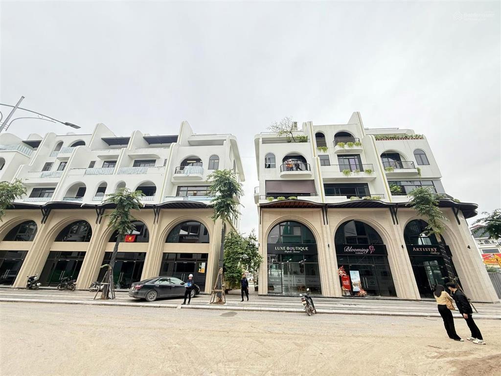 Bán lk411 tại vaquarius văn giang, 14 tỷ vnd, 90m2, view đẹp, uy tín, chính chủ