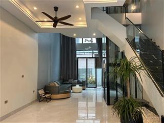 Liền kề vịnh tậy gần sông venice dt 70m 5 tầng thag máy full nội thất ở và kd ngay 10.3 tỷ ocp3