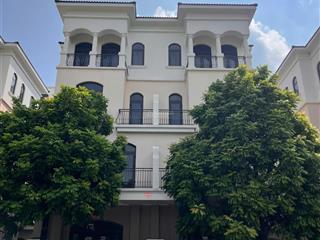 Biệt thự song lập chà là vinhomes ocp2 có công viên trước nhà dt 127.5m2 đã có sổ đỏ giá 13,5 tỷ