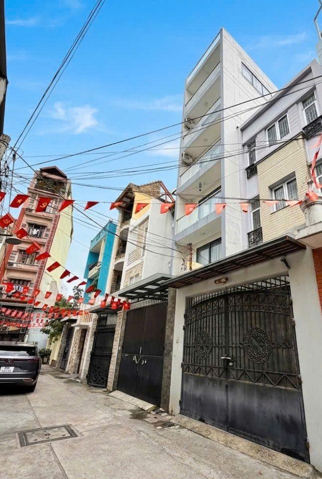 Nhà hót giá tốt, trung tâm Quận 1. Dt;4,15x25, 7 tầng , giá;28 tỷ